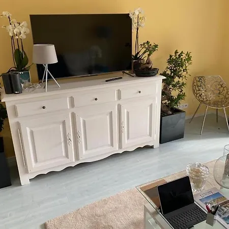 2 Pieces Chic Avec Vue Panoramique * Beausoleil